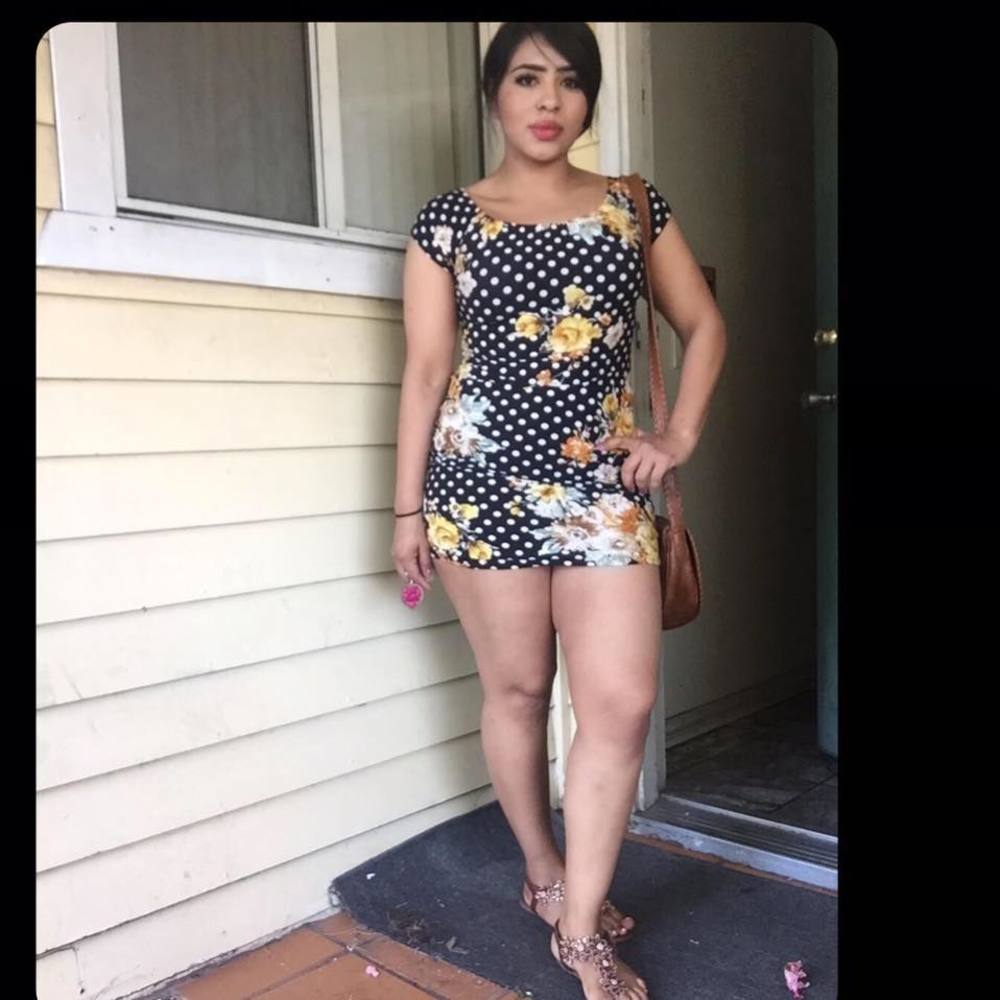Meet your Posher, Nena